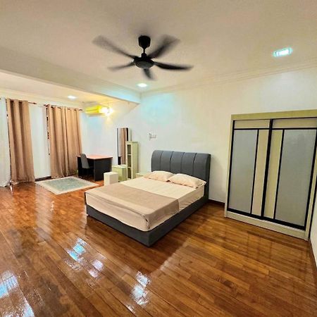 Ibai Golf Home Resort Homestay Kuala Terengganu Exterior photo