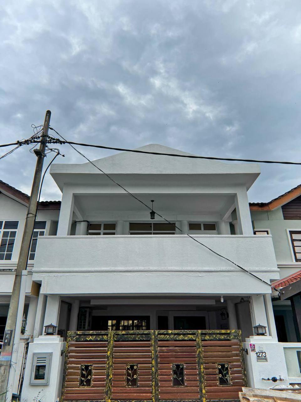 Ibai Golf Home Resort Homestay Kuala Terengganu Exterior photo