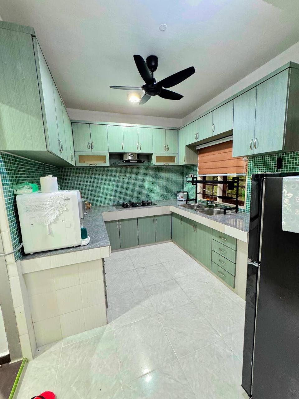 Ibai Golf Home Resort Homestay Kuala Terengganu Exterior photo